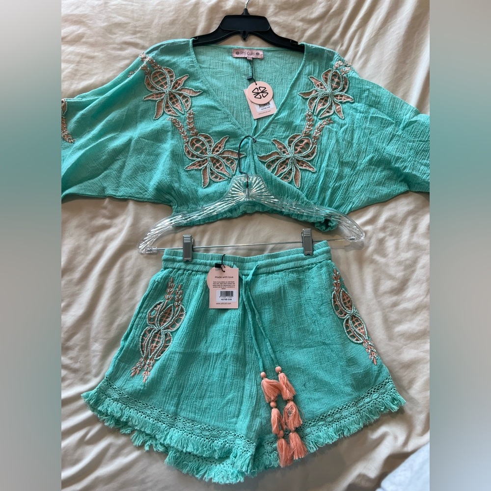 Piti Cuiti two piece matching short set